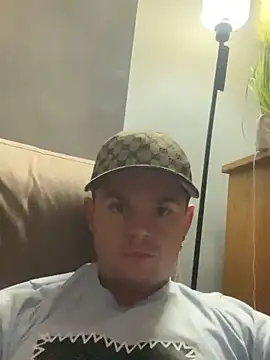 Snapshot of Ronnie153 chatting on 2, 8, 2026 Ronnie153 online show from 2, 8, 2026
