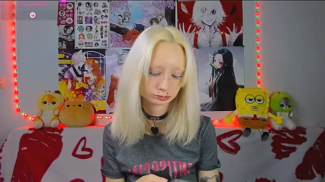 Katia Nabiee online show from 18, 6, 2026