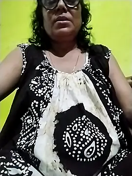 Snapshot of chatterjeesayani567 chatting on 20, 7, 2026 chatterjeesayani567 online show from 20, 7, 2026