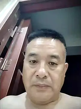 Snapshot of woailllll chatting on 19, 7, 2026 woailllll online show from 19, 7, 2026