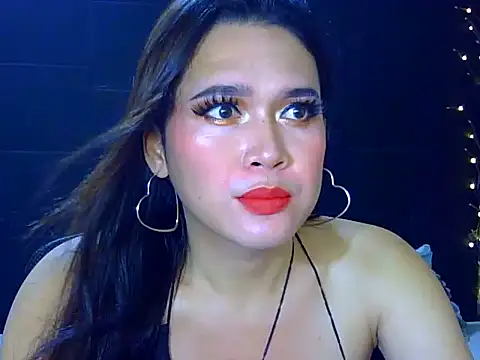 Snapshot of alluringlady07 chatting on 9, 6, 2026 alluringlady07 online show from 9, 6, 2026