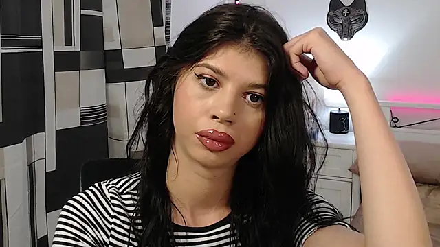 Snapshot of Student_Zebra20 chatting on 13, 6, 2026 Student Zebra20 online show from 13, 6, 2026