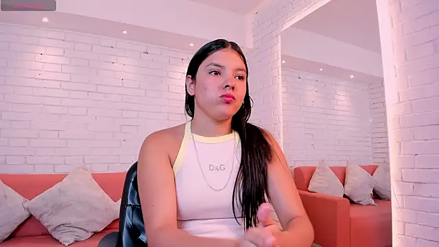 zoe linss online show from 10, 7, 2026