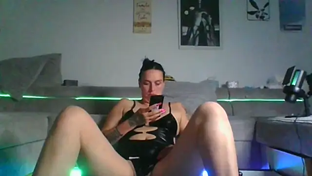 Snapshot of Cassia_Lux_Royal chatting on 23, 7, 2026 Cassia Lux Royal online show from 23, 7, 2026