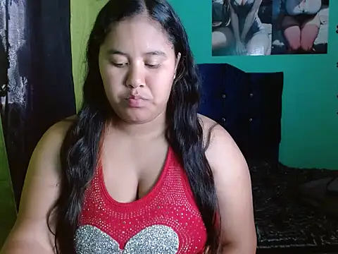 Snapshot of Rosa_ebony chatting on 3, 6, 2026 Rosa ebony online show from 3, 6, 2026