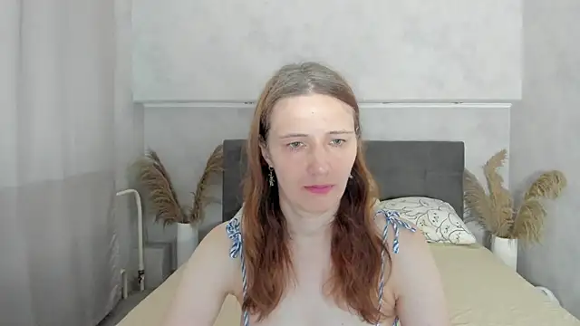 Snapshot of Kathrine-Meyer chatting on 15, 6, 2026 Kathrine-Meyer online show from 15, 6, 2026