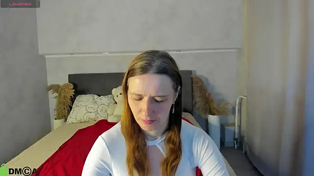 Snapshot of Kathrine-Meyer chatting on 13, 7, 2026 Kathrine-Meyer online show from 13, 7, 2026