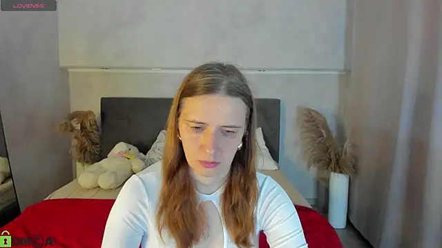 Snapshot of Kathrine-Meyer chatting on 18, 7, 2026 Kathrine-Meyer online show from 18, 7, 2026