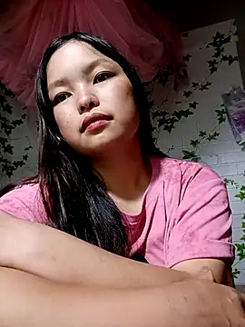 Snapshot of Linna-bae chatting on 21, 6, 2026 Linna-bae online show from 21, 6, 2026
