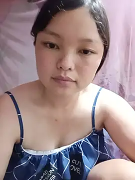 Snapshot of Linna-bae chatting on 11, 7, 2026 Linna-bae online show from 11, 7, 2026