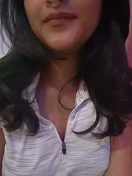 Snapshot of Hot-Rani-76 chatting on 8, 6, 2026 Hot-Rani-76 online show from 8, 6, 2026