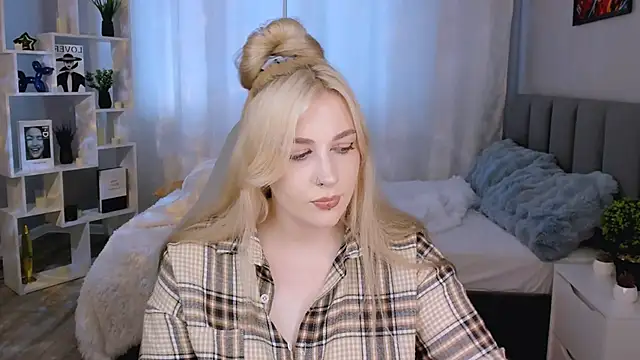 AmaliaWinslet online show from 27, 6, 2026