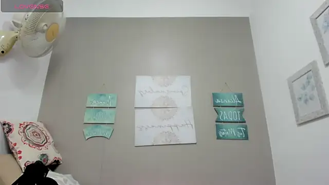 Snapshot of mikaela_s3x chatting on 10, 7, 2026 mikaela s3x online show from 10, 7, 2026