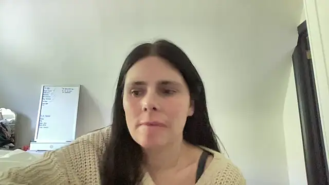 Snapshot of JadeLucy chatting on 14, 6, 2026 JadeLucy online show from 14, 6, 2026