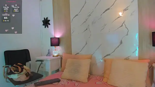 Snapshot of DanniValencia chatting on 19, 6, 2026 DanniValencia online show from 19, 6, 2026