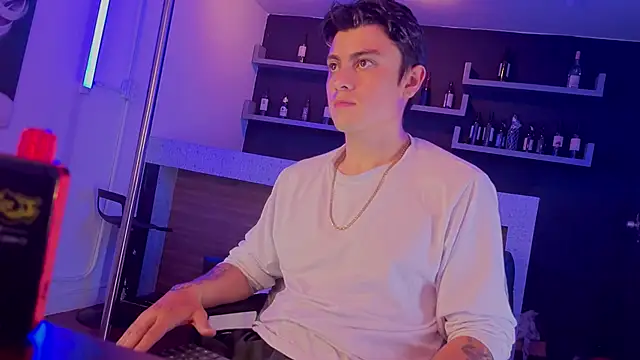 angel still  online show from 18, 6, 2026