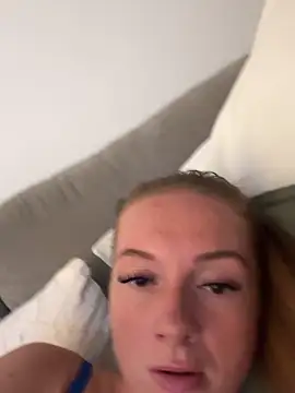 Sofiaswrldxo online show from 7, 6, 2026