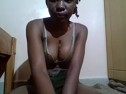 Snapshot of EbonyJuly chatting on 23, 6, 2026 EbonyJuly online show from 23, 6, 2026