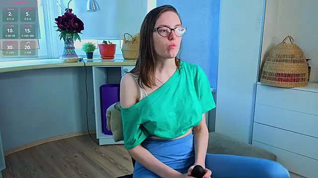 EstelaWeninger online show from 24, 7, 2026