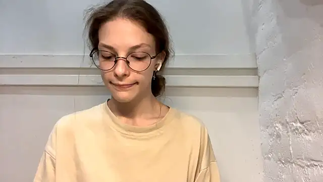 UsedSubject online show from 4, 6, 2026