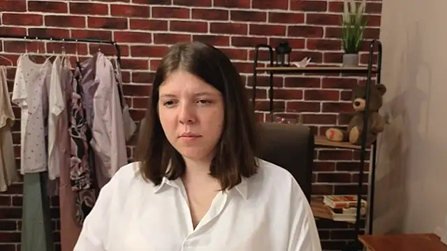 Snapshot of DebraaGraham chatting on 9, 6, 2026 DebraaGraham online show from 9, 6, 2026