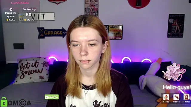 Snapshot of CarolInWonderland chatting on 9, 6, 2026 CarolInWonderland online show from 9, 6, 2026