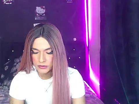 Snapshot of madame_kitty chatting on 16, 6, 2026 madame kitty online show from 16, 6, 2026