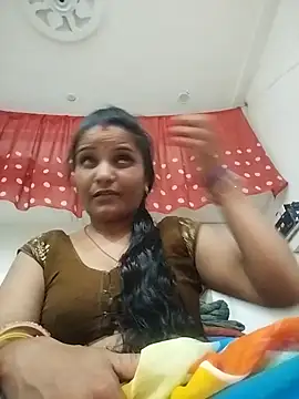 Snapshot of Cut_rani64 chatting on 6, 8, 2026 Cut rani64 online show from 6, 8, 2026