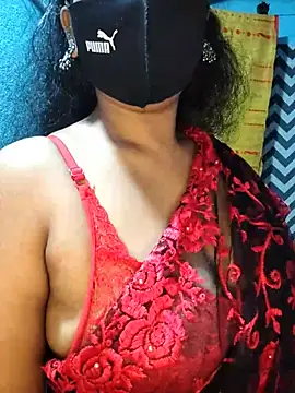 Snapshot of Mis-maya chatting on 5, 8, 2026 Mis-maya online show from 5, 8, 2026