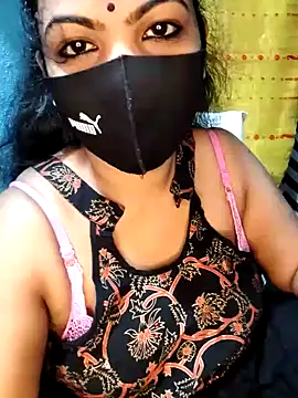 Snapshot of Mis-maya chatting on 6, 8, 2026 Mis-maya online show from 6, 8, 2026