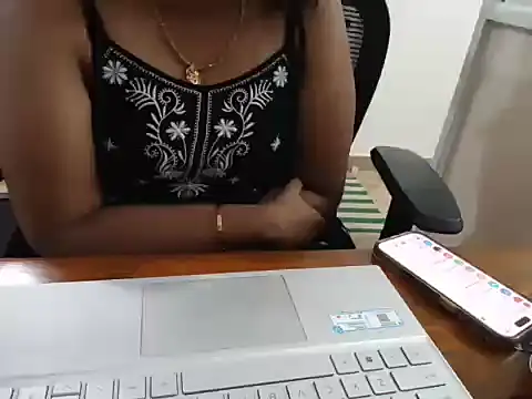 Snapshot of kannada_Hotlady chatting on 21, 7, 2026 kannada Hotlady online show from 21, 7, 2026