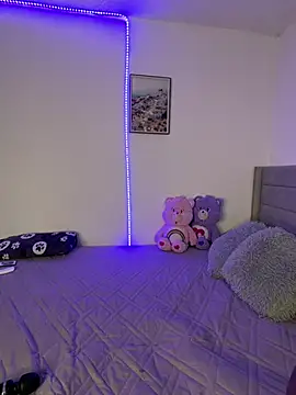 MIAROGERSSS online show from 2, 7, 2026