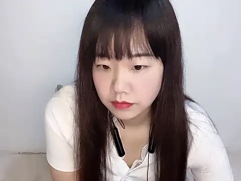 Snapshot of G-nuonuo chatting on 21, 6, 2026 G-nuonuo online show from 21, 6, 2026