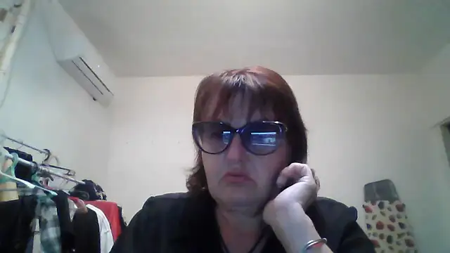 Snapshot of ErikaXShine chatting on 23, 7, 2026 ErikaXShine online show from 23, 7, 2026