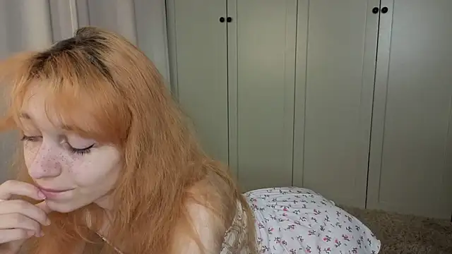 Snapshot of tgirlfoxy chatting on 21, 7, 2026 tgirlfoxy online show from 21, 7, 2026