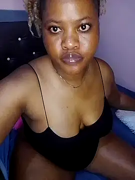 Snapshot of Yvone254 chatting on 24, 7, 2026 Yvone254 online show from 24, 7, 2026