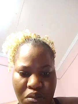 Snapshot of Yvone254 chatting on 28, 7, 2026 Yvone254 online show from 28, 7, 2026