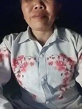 Snapshot of Vitamins-e chatting on 7, 7, 2026 Vitamins-e online show from 7, 7, 2026