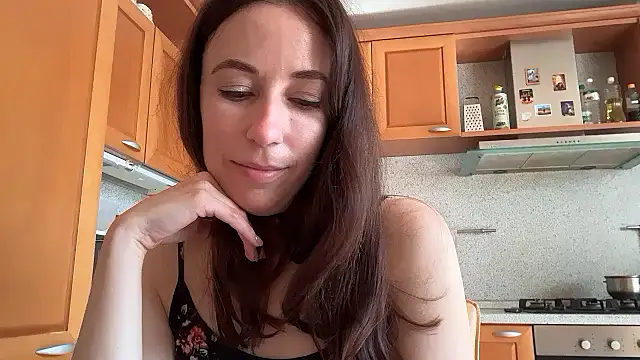 Flamingo Queen online show from 12, 6, 2026