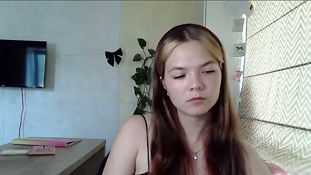 Snapshot of AvrilGillig chatting on 15, 7, 2026 AvrilGillig online show from 15, 7, 2026