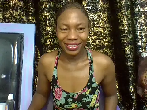 Snapshot of Lovey_daisy15 chatting on 27, 6, 2026 Lovey daisy15 online show from 27, 6, 2026