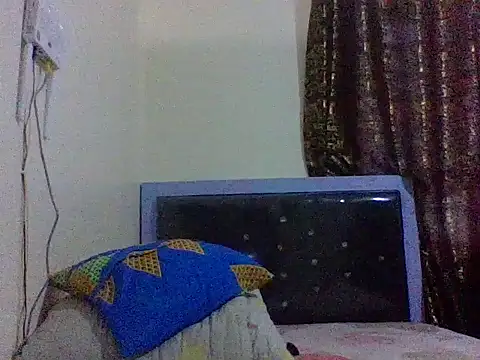 Snapshot of Lovey_daisy15 chatting on 20, 7, 2026 Lovey daisy15 online show from 20, 7, 2026