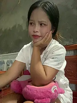 Snapshot of Yin-ri chatting on 7, 7, 2026 Yin-ri online show from 7, 7, 2026