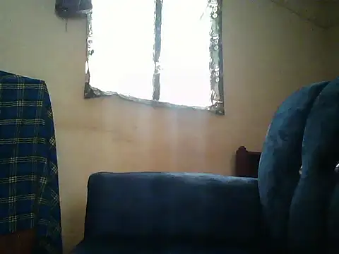 Snapshot of HomeBully chatting on 18, 6, 2026 HomeBully online show from 18, 6, 2026