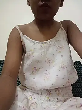 Snapshot of baby_girl_099 chatting on 23, 7, 2026 baby girl 099 online show from 23, 7, 2026