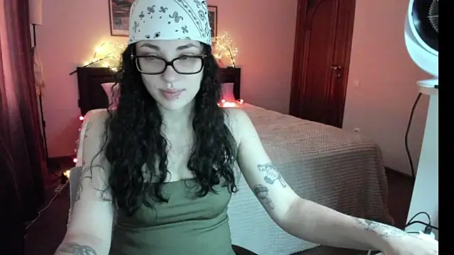 Snapshot of elisskriter chatting on 13, 7, 2026 elisskriter online show from 13, 7, 2026