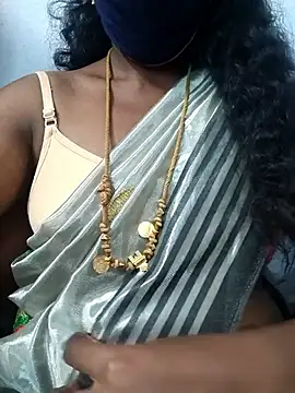 Snapshot of sweet_saranya chatting on 23, 6, 2026 sweet saranya online show from 23, 6, 2026
