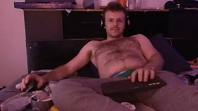 kinkyboipig online show from 11, 6, 2026