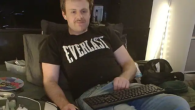 kinkyboipig online show from 31, 7, 2026