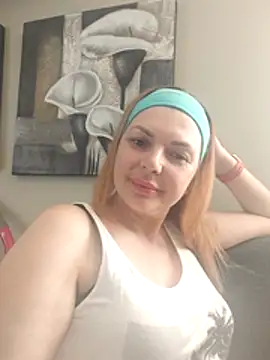 Snapshot of Milka_Ray chatting on 15, 6, 2026 Milka Ray online show from 15, 6, 2026